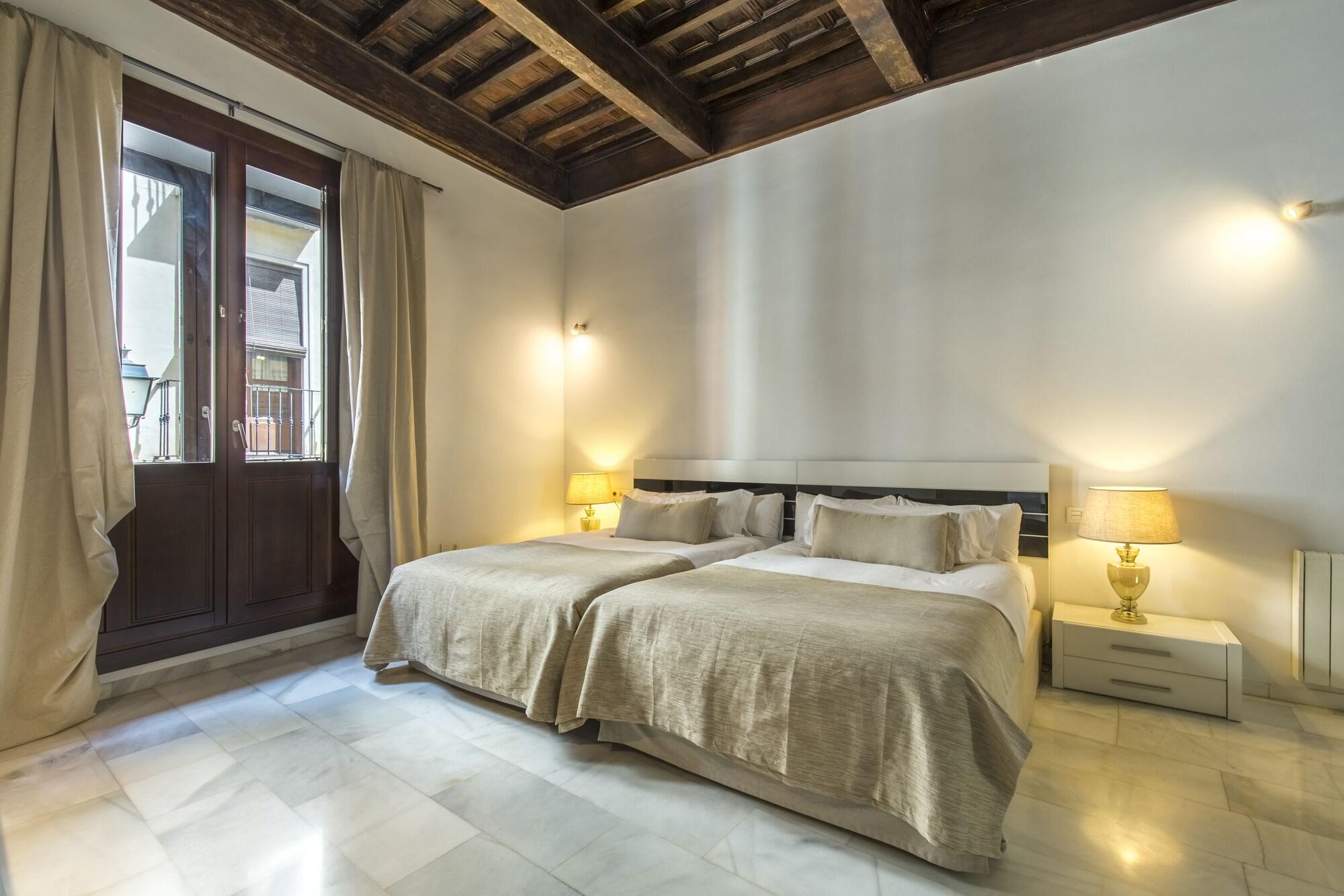 Elvira Suites Granada Luaran gambar